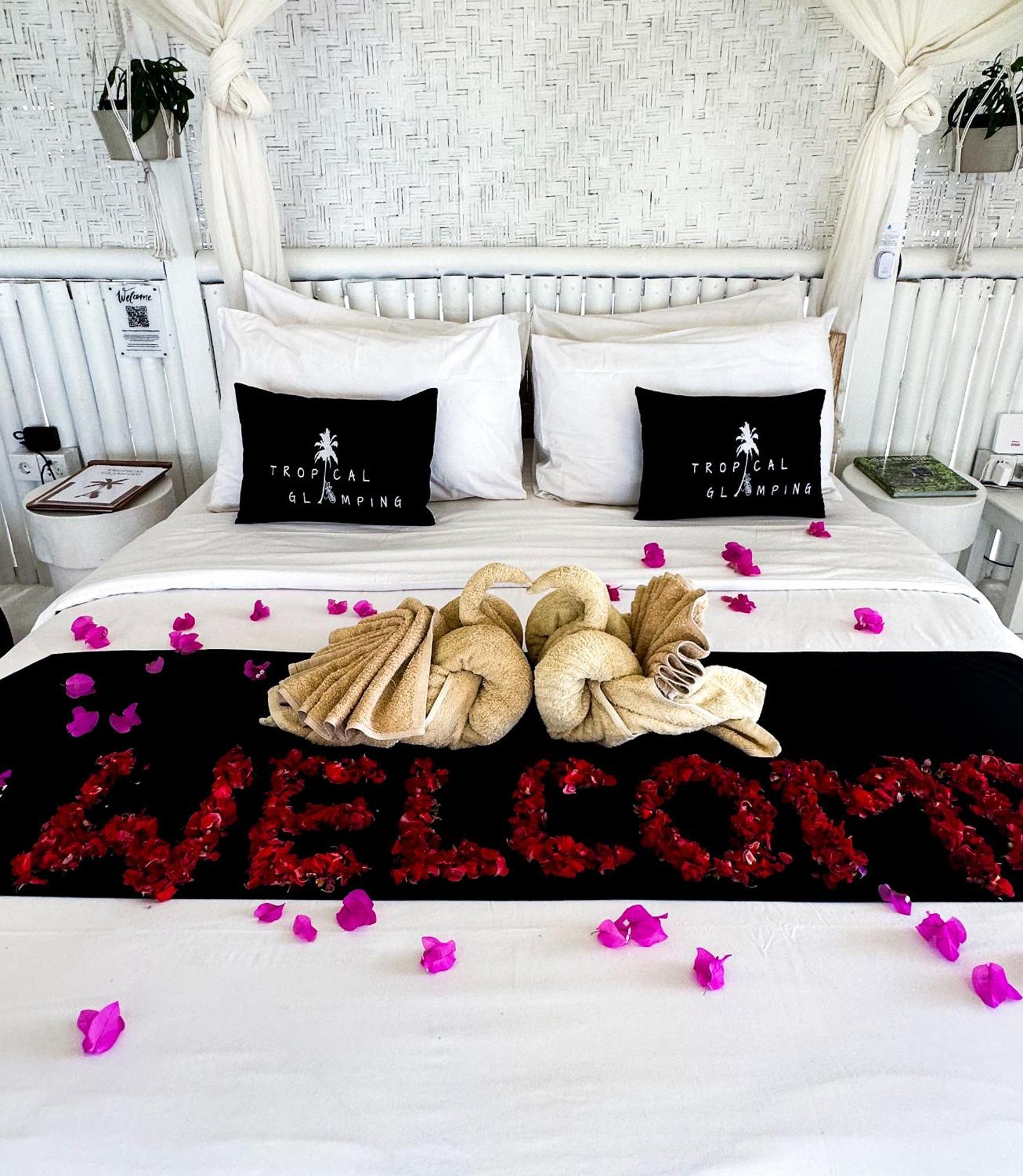 Tropical Glamping Nusa Penida - Private Romantic Seaside Bungalow Diamond Beach Polilit Exterior foto